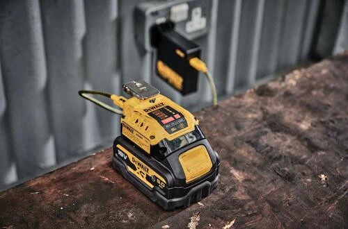 Cargador Portatil 5A USB Dewalt DCB094K - Imagen 5