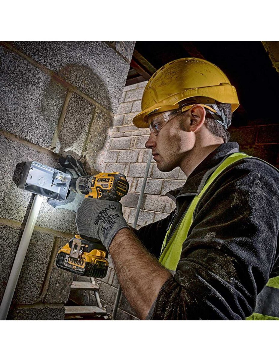 Kit Dewalt con Taladro percutor DCD796 + Sierra Circular DCS391 + 2bat 2Ah + Cargador + TSTAK VI DCK291D2 - Imagen 4