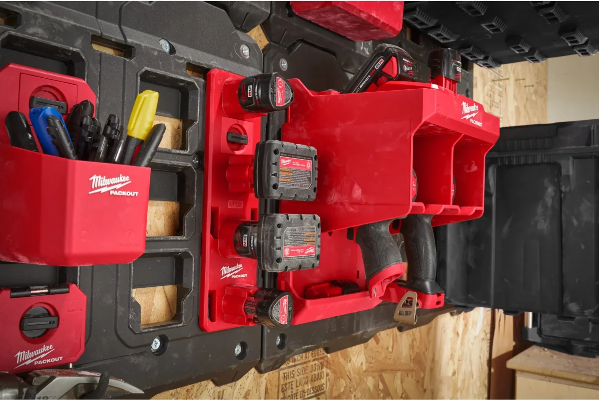 Soporte para baterías M12 Milwaukee PACKOUT - Imagen 3