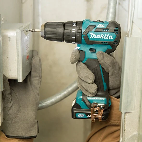 Taladro Percutor sin escobillas 12Vmax CXT BL 10mm con 2 baterías y maletín Makita HP332DSAE - Imagen 4
