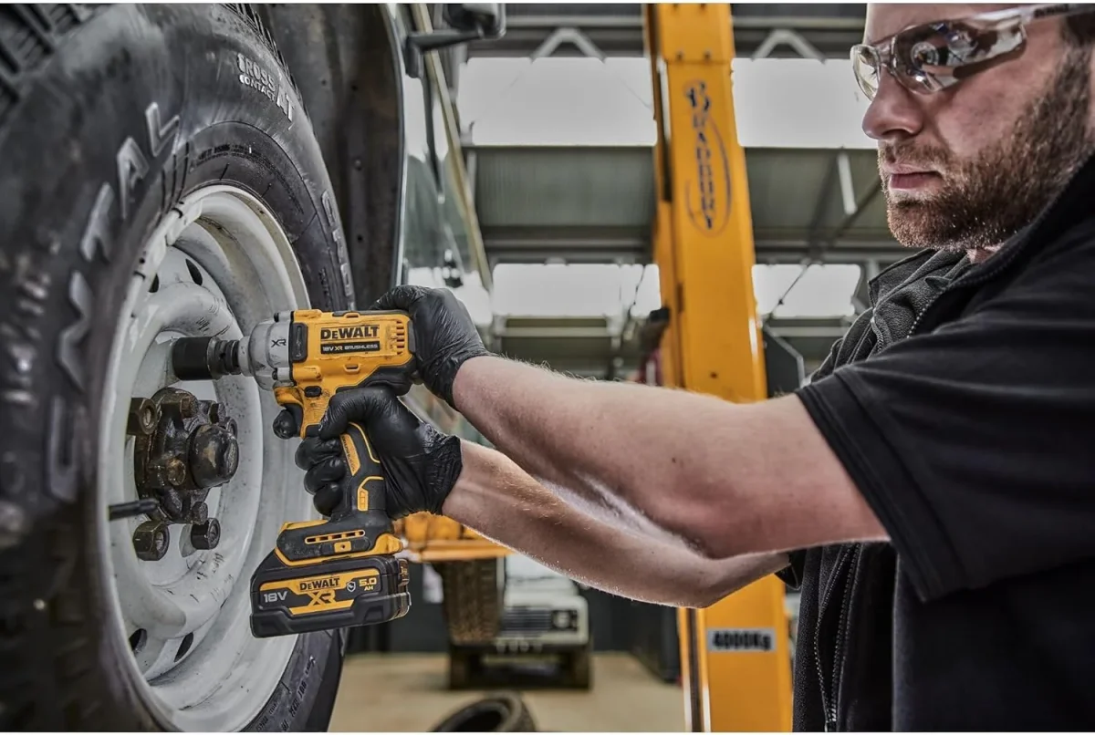KIT 8 Herramientas XR 18 V DCK865P4T DeWalt - Imagen 4
